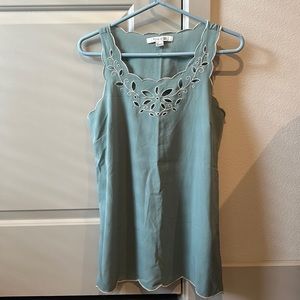 Forever 21 scalloped sleeve - sleeveless tank - eyelet detailing